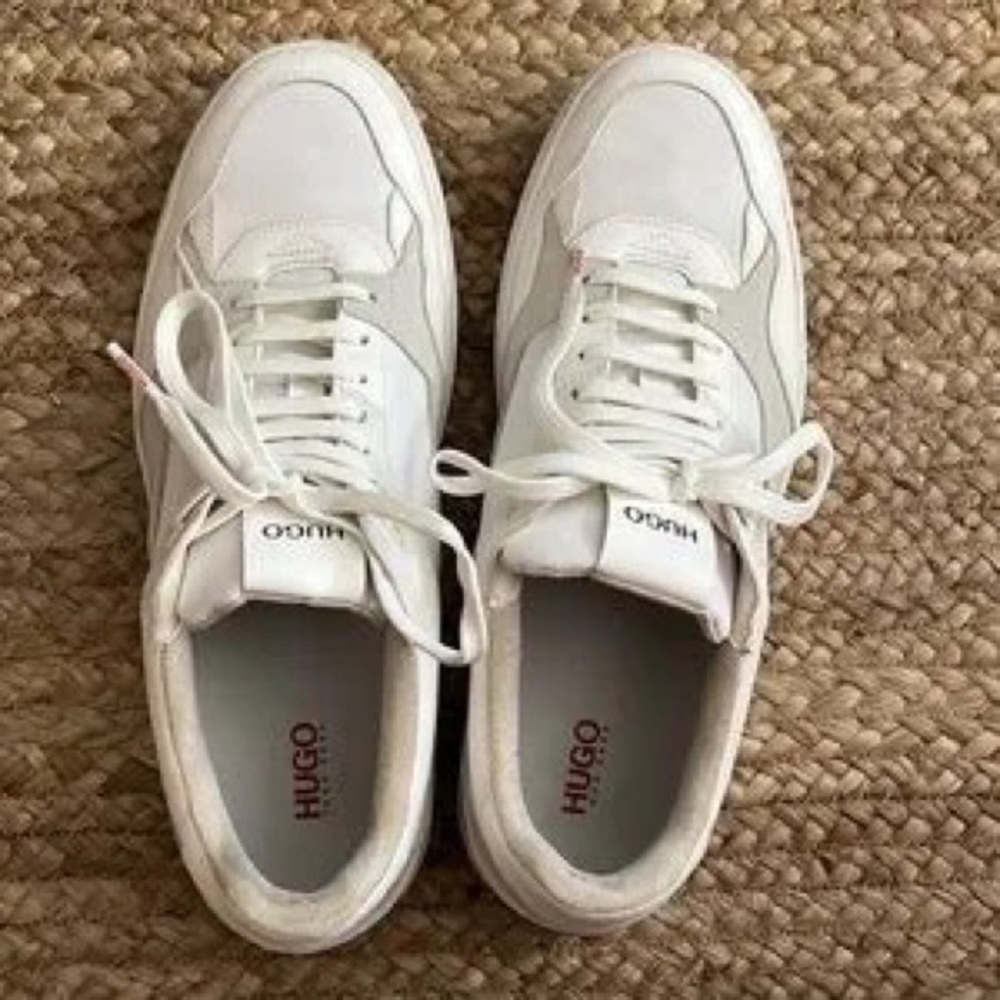 HUGO White Low-Top Sneakers
